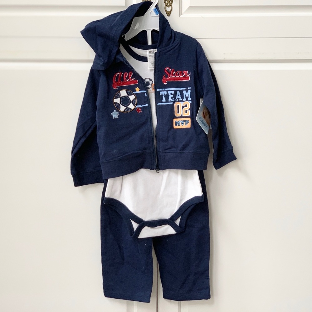 Brand new three piece outfit size 24 months